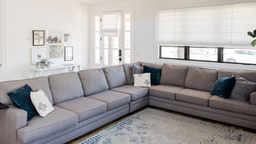 cojines para tresillo gris