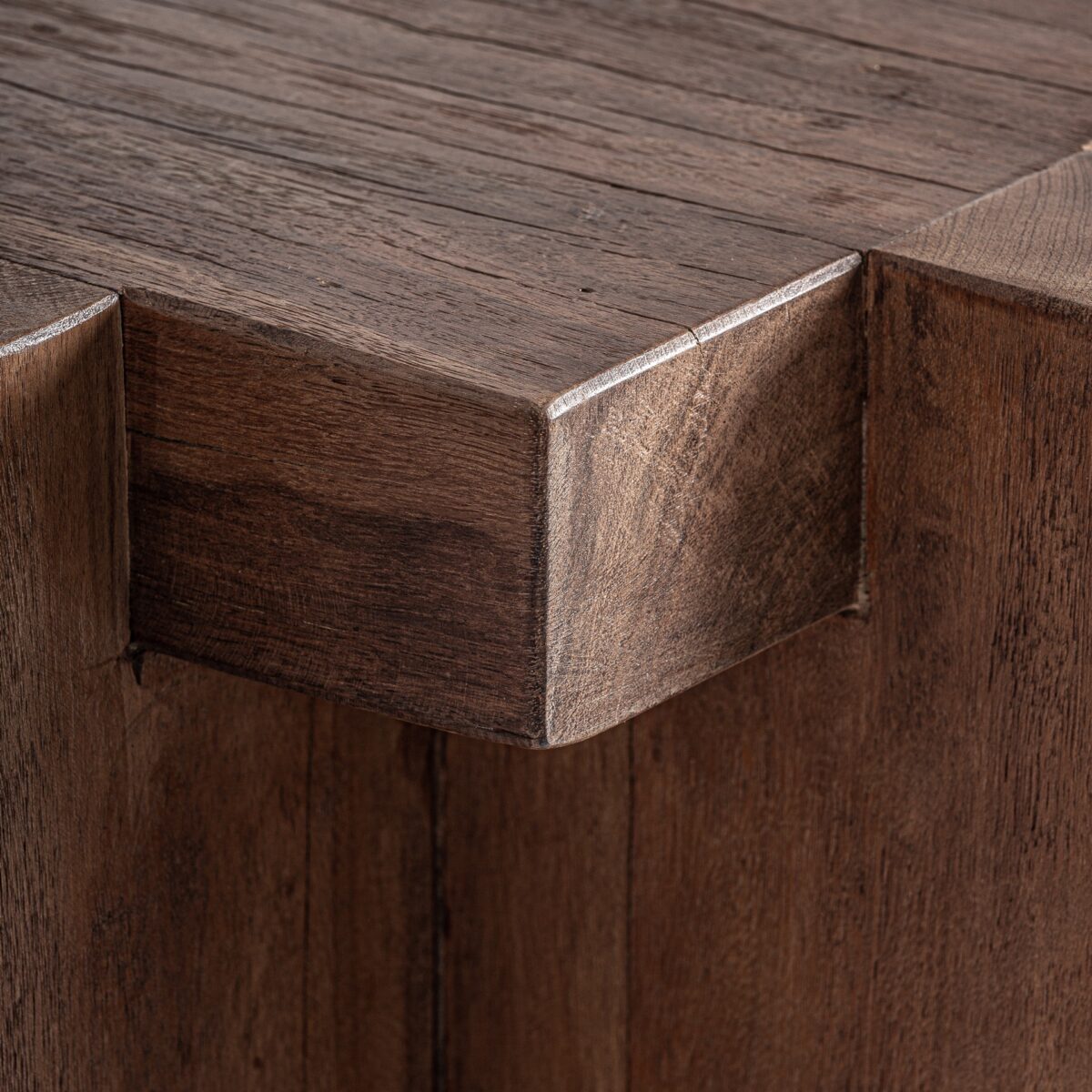 Peana Brutalist - Imagen 3
