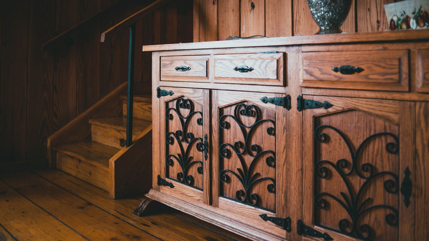 cómo decorar un aparador clásico